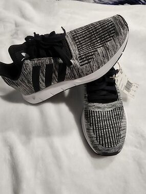 Adidas Men’s Swift Run J